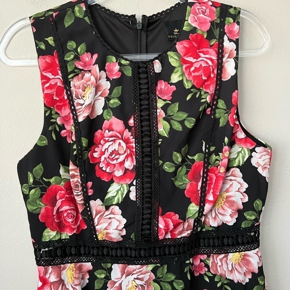 Disney Princess Floral Sleaveless Dress Lined Embroidered Size Large Juniors - Picture 4 of 13